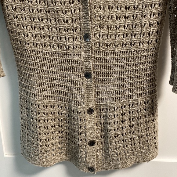 Great go to sweater - Picture 3 of 5